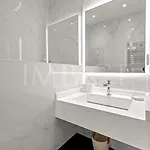 Ref 2023- Croisette - To Rent * קאן