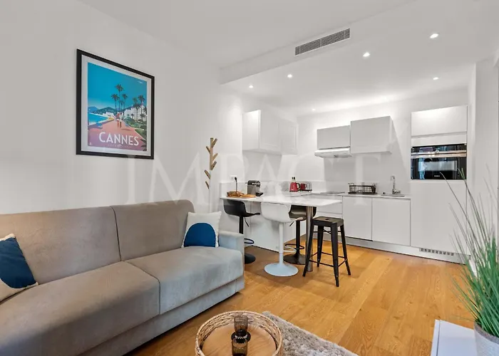 דירה Ref 2023- Croisette - To Rent