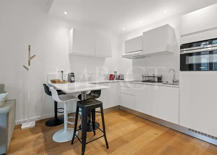 Ref 2023- Croisette - To Rent